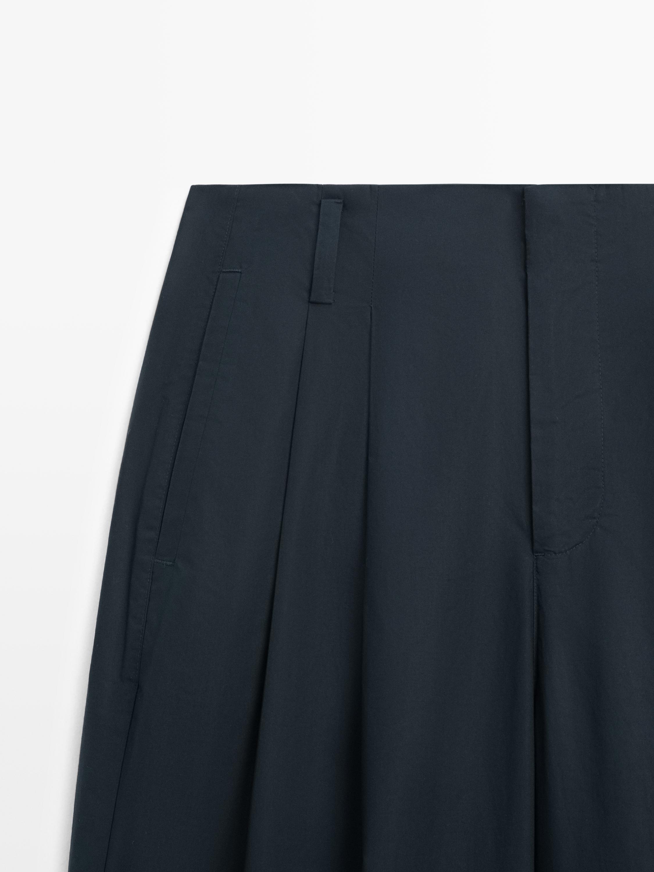 Darted cotton barrel fit trousers